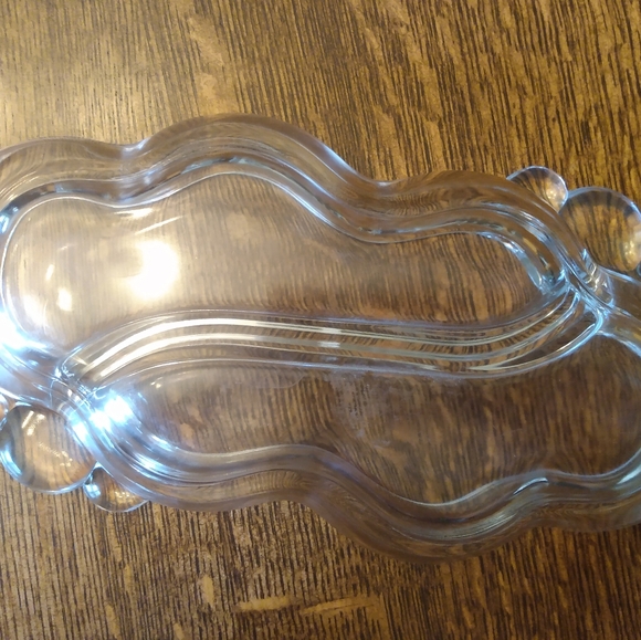 Clear Glass D&M Divided Serving Dish or Jewelry/Makeup Caddy - Picture 3 of 6